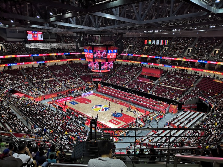 奥格斯堡,力克多特蒙,古维鲁头球,米兰体育官网,米兰体育直播,体育赛事直播,足球直播